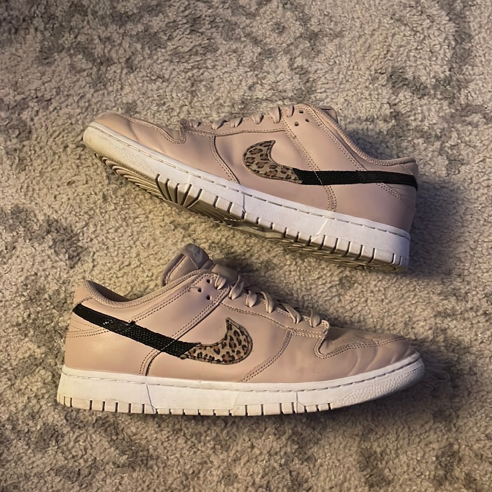 Size 11 - Nike Dunk Low se primal pink